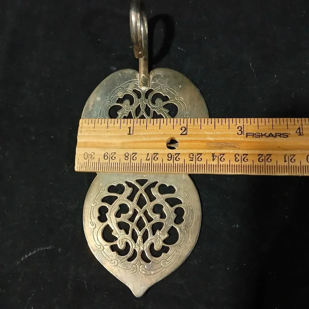 Antique Silver Plated Finger Loop Pastry and Cake Server Petit Four lifter